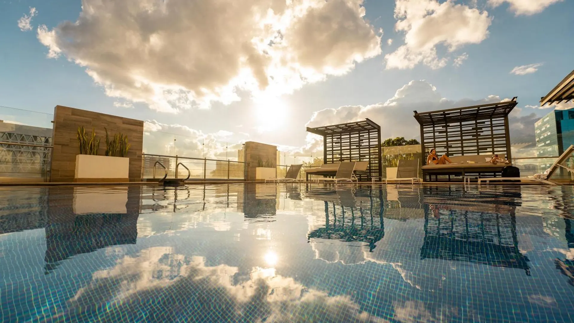 Holiday Inn Guatemala By Ihg Guatemala