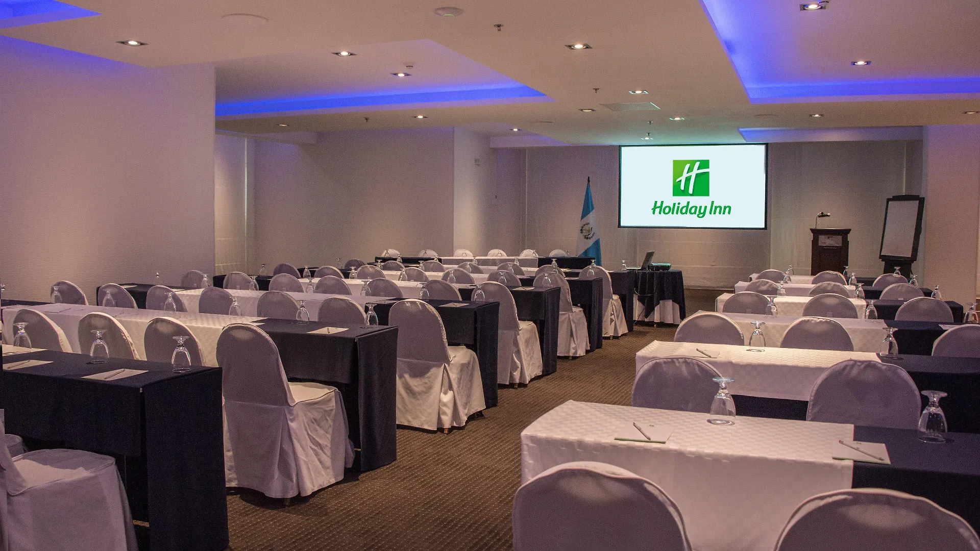 ****  Holiday Inn Guatemala, An Ihg Hotel הונדורס