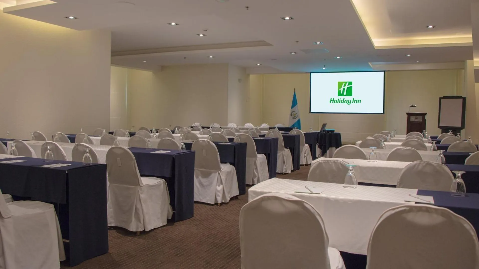 ****  Holiday Inn Guatemala, An Ihg Hotel הונדורס